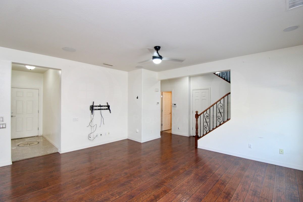 2140 W Kathleen Rd - Photo 7 of 24