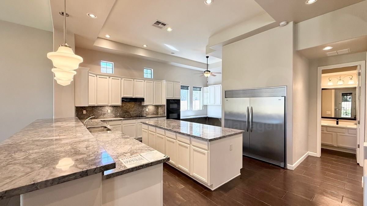 3396 E Raven Dr - Photo 7 of 48