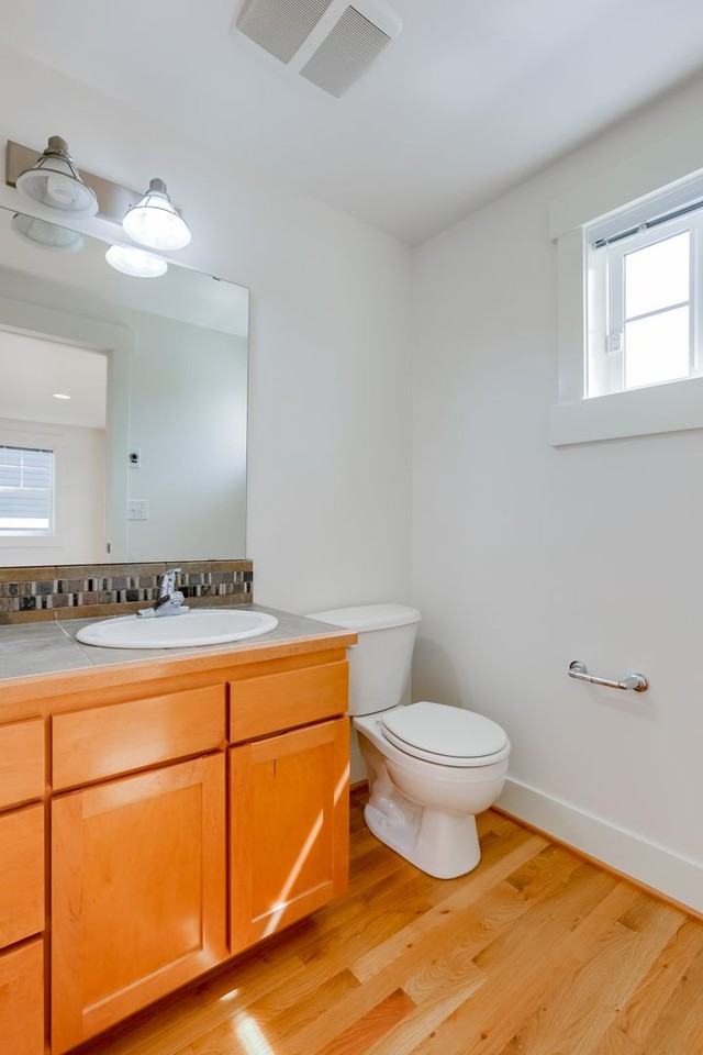 912 Nw 85th St - Photo 7 of 17