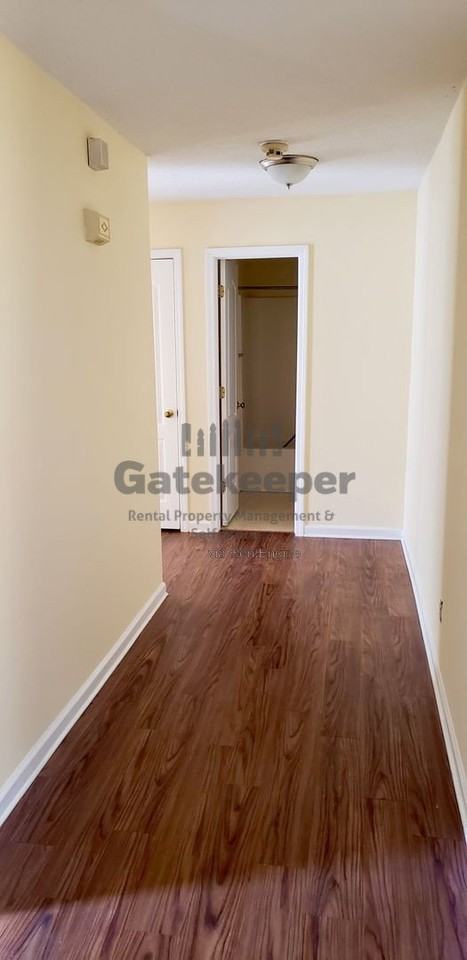 725 Old Stone Ct - Photo 7 of 14