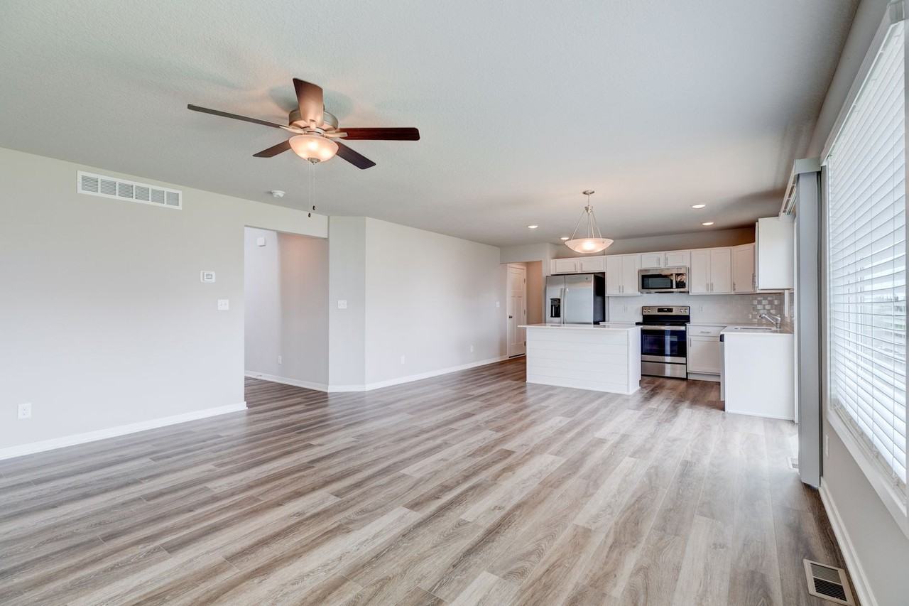 4025 Ne 6th St - Photo 4 of 20