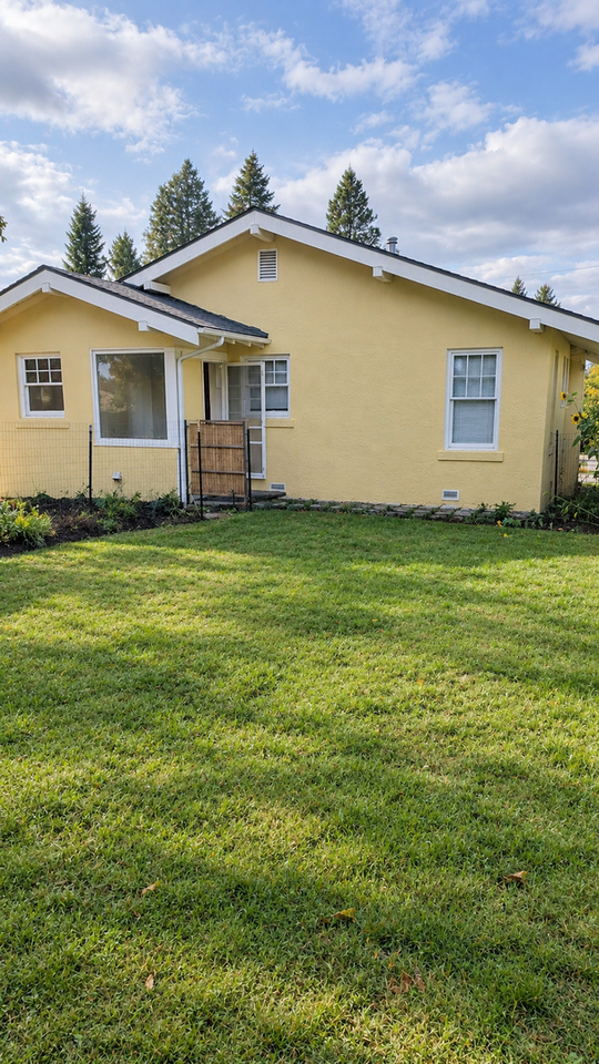 1740 Dakin St - Photo 7 of 8