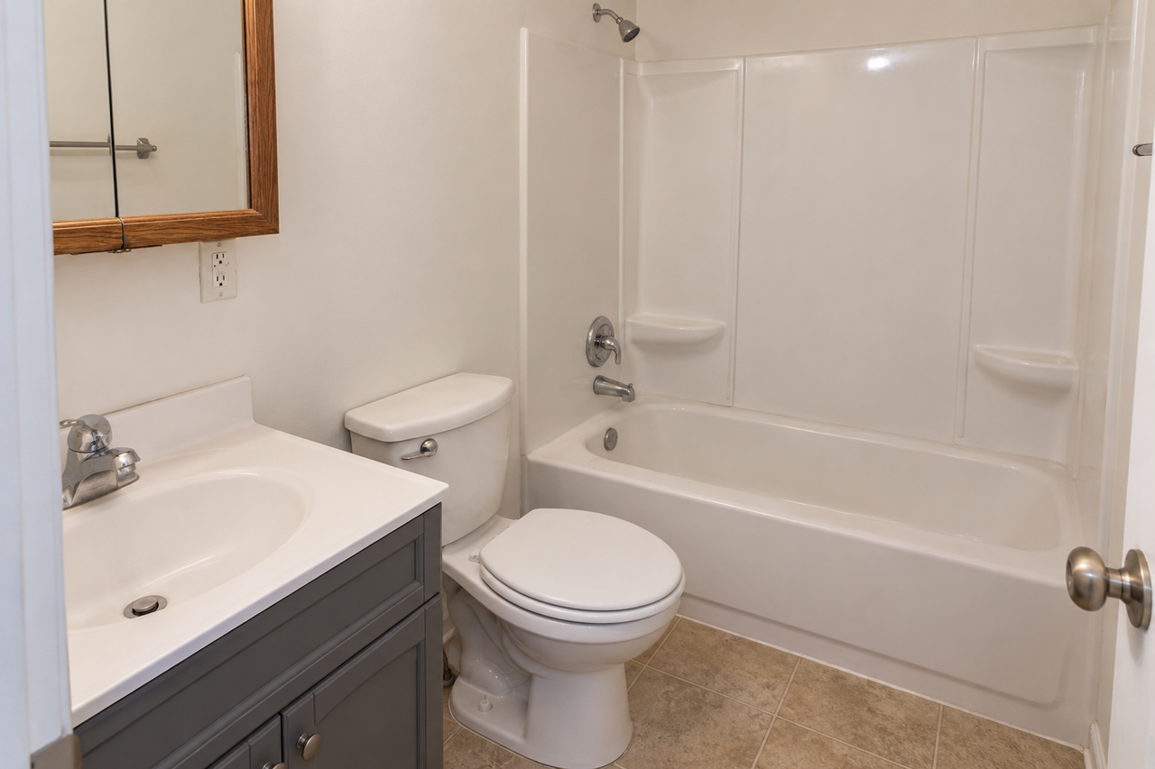 1120 Lanore Dr - Photo 5 of 7