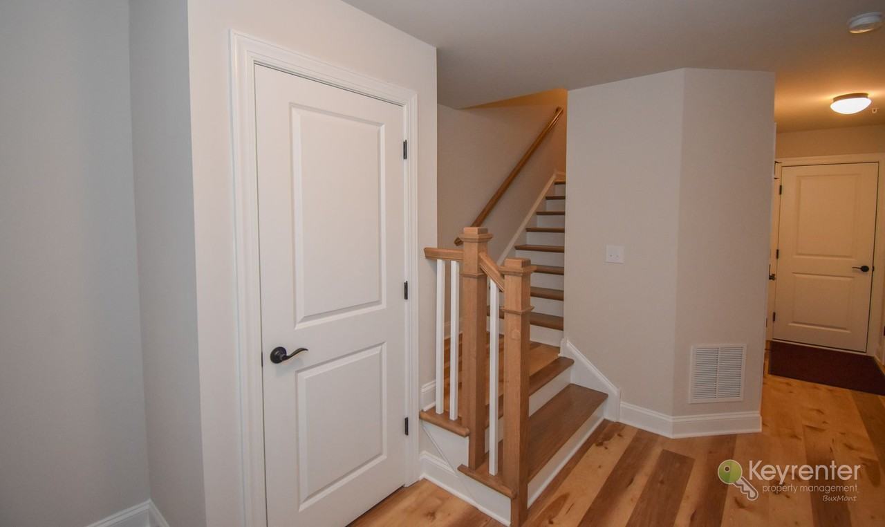 320 Schadle Rd - Photo 6 of 29