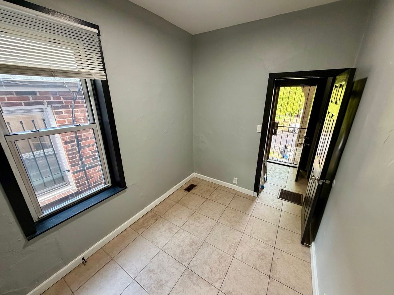3410 Osage St - Photo 6 of 19