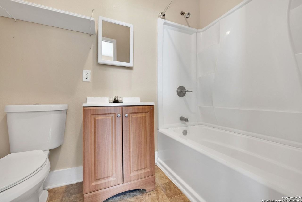 1931 Cincinnati Ave #1 - Photo 6 of 9