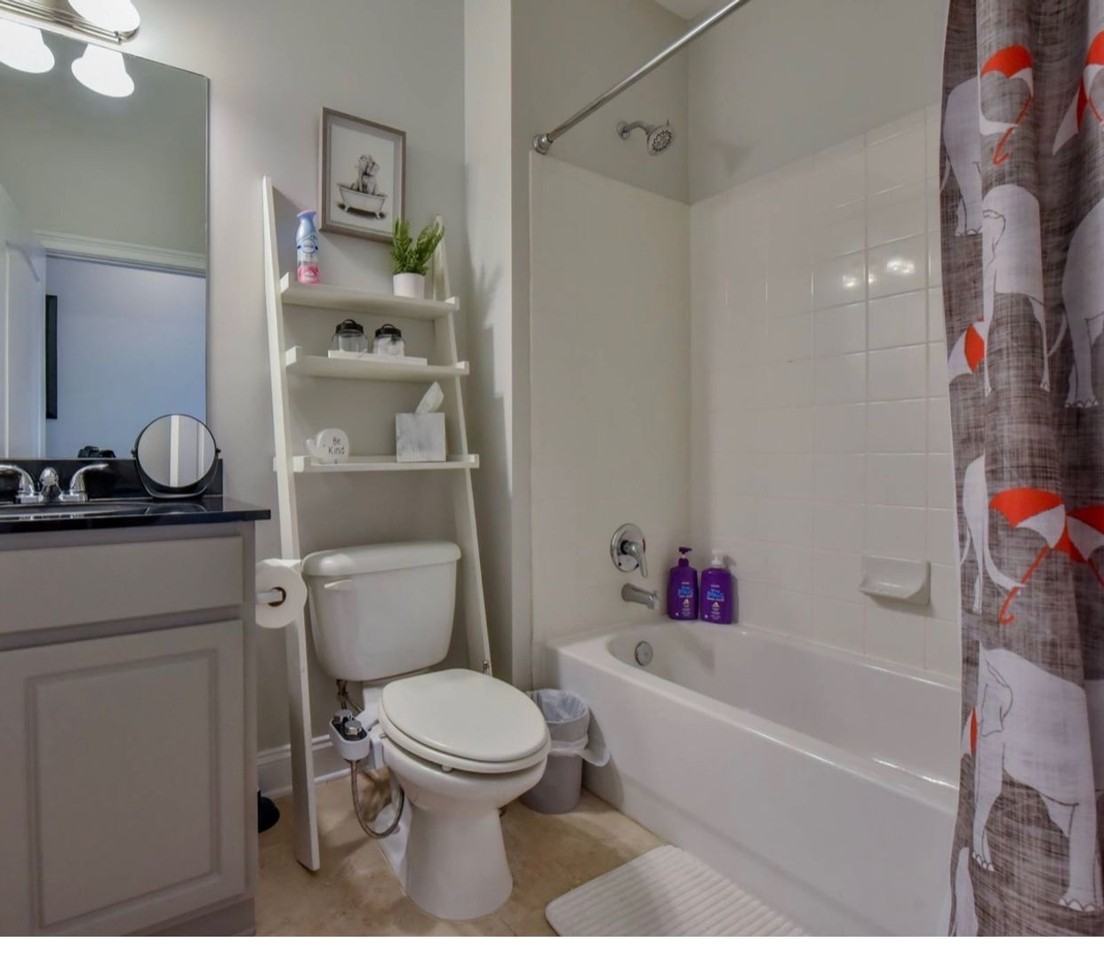700 15th St #1301 - Photo 2 of 9