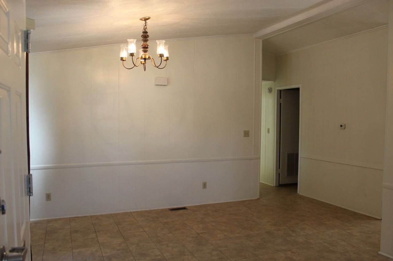 14111 S Green Hills Loop #B - Photo 4 of 11