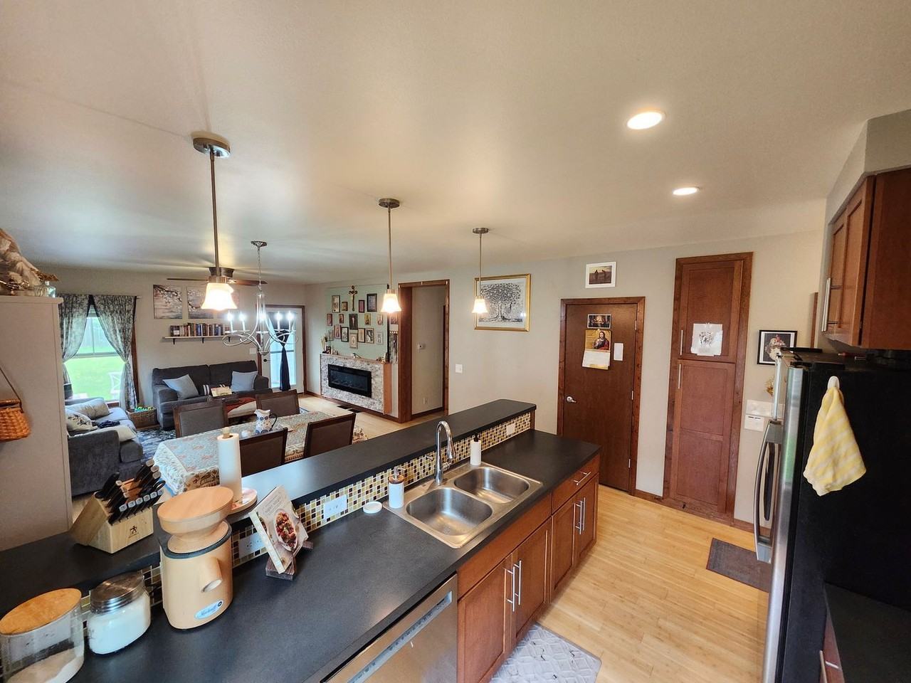 3013 9th St Nw - Photo 6 of 23