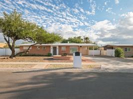 featured image of 5612 E Cooper St