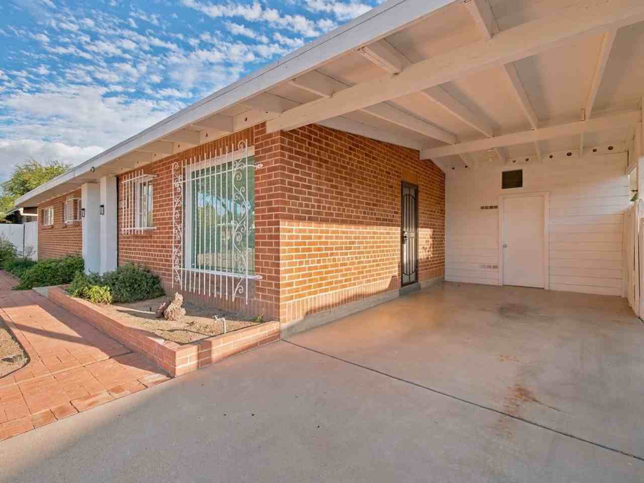 5612 E Cooper St - Photo 4 of 29