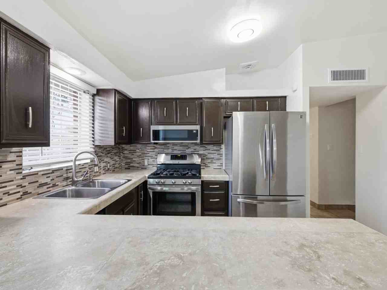 5612 E Cooper St - Photo 6 of 29