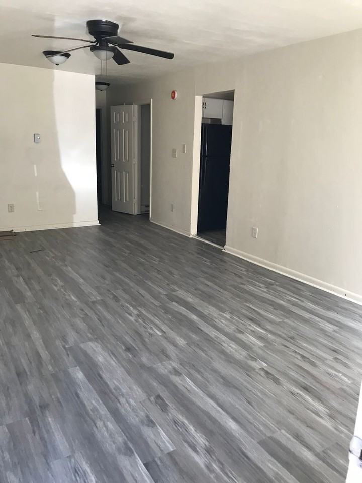 830 Fremont St - Photo 3 of 9