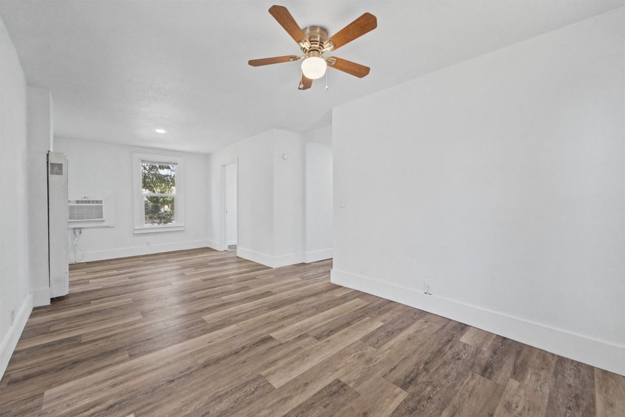 1181 1181 Laurel St / 290 Park St - Photo 5 of 16