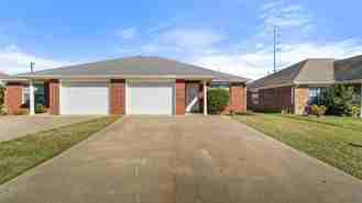 4206 4206 & 4208 Magnolia - Photo 1 of 1