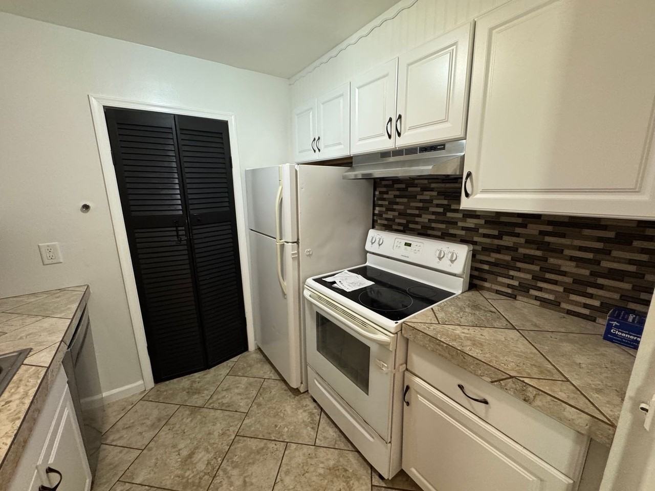 22 Fitzwatertown Rd - Photo 4 of 20