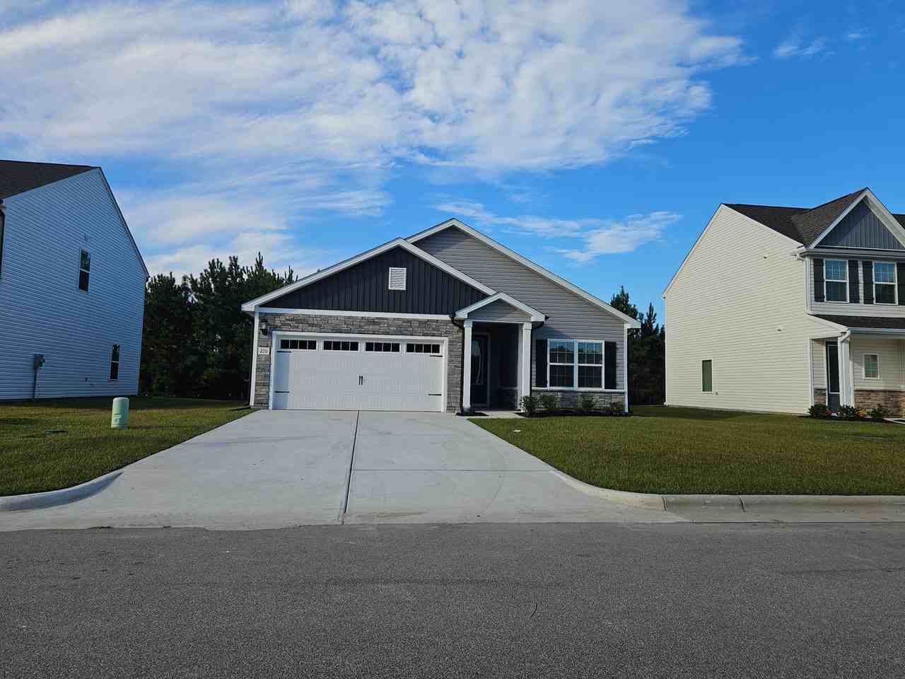 210 S Umbrella Palm Dr - Photo 2 of 25
