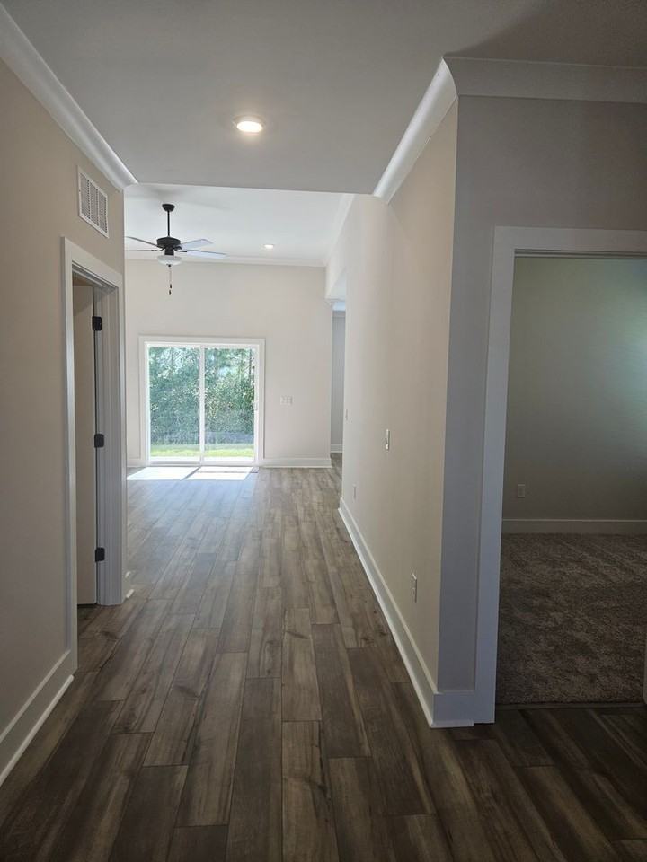 210 S Umbrella Palm Dr - Photo 4 of 25