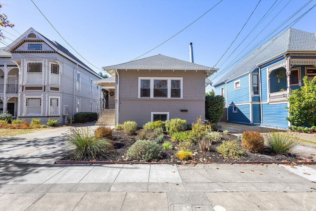 1545 Verdi St #A - Photo 2 of 24