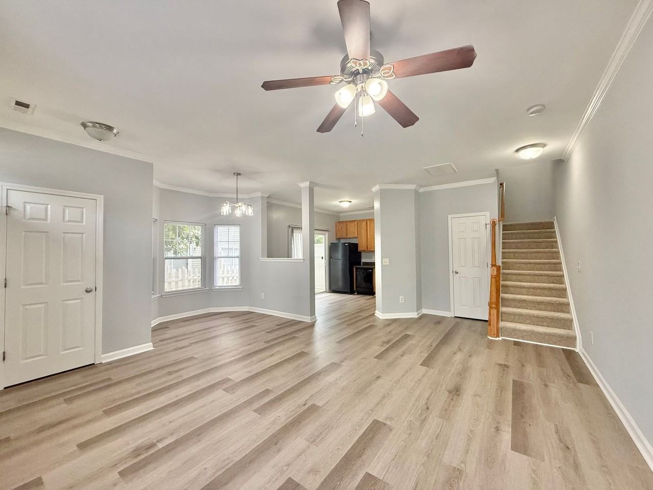 11711 Coppergate Dr - Photo 2 of 17