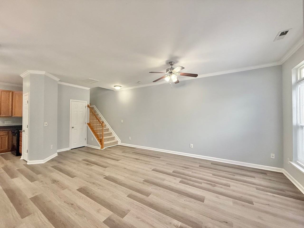 11711 Coppergate Dr - Photo 4 of 17