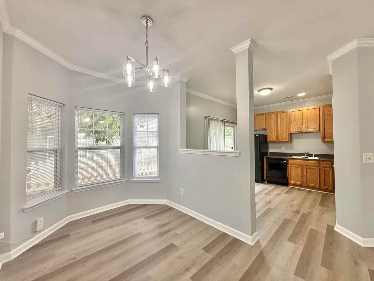 11711 Coppergate Dr - Photo 5 of 17