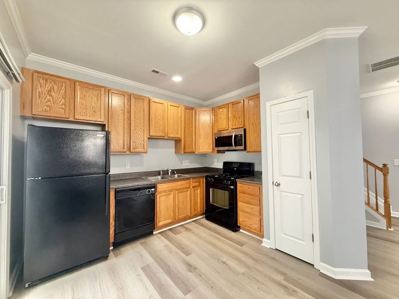 11711 Coppergate Dr - Photo 6 of 17