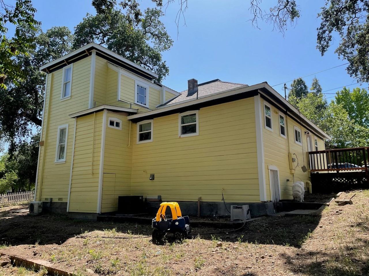 1806 Pine St - Photo 2 of 15