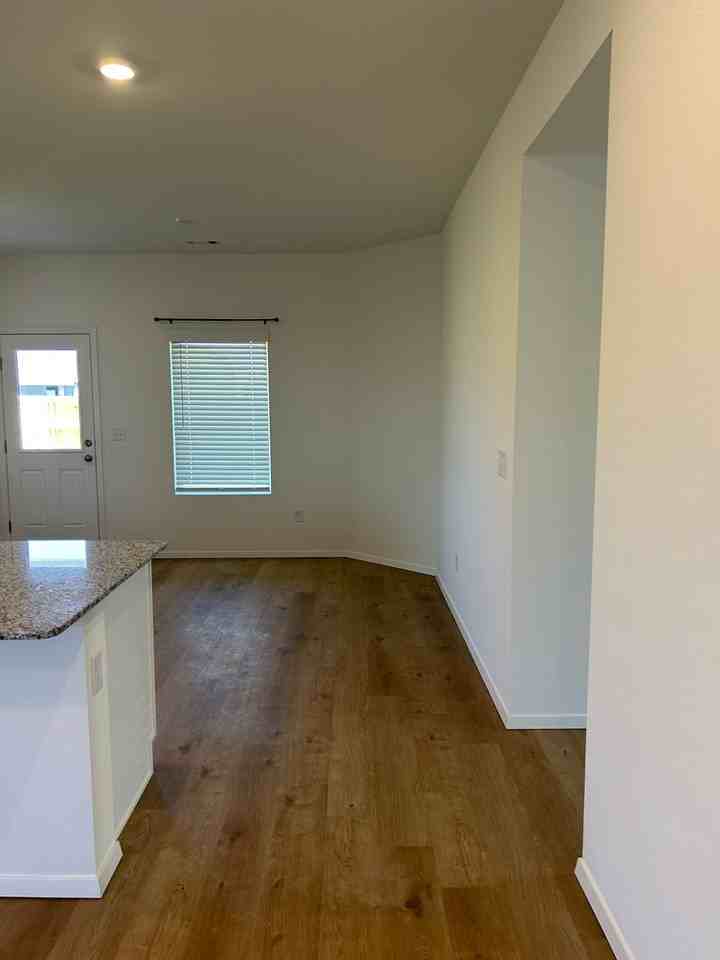 2708 Young St - Photo 6 of 25