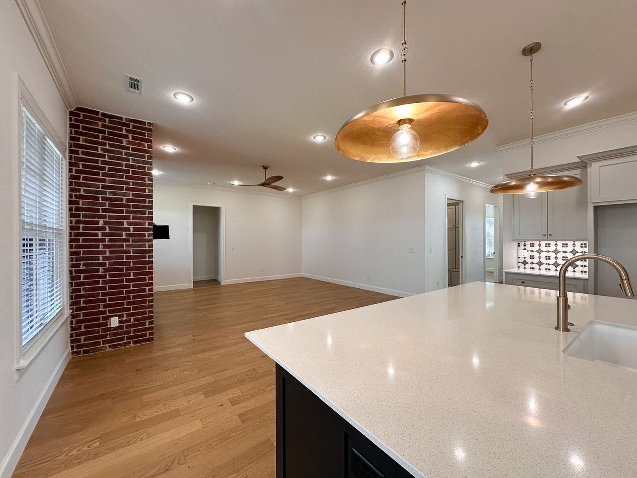 6610 Align Ave - Photo 6 of 21