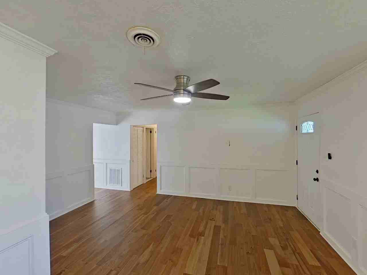 3342 Wedgewood Dr - Photo 4 of 16