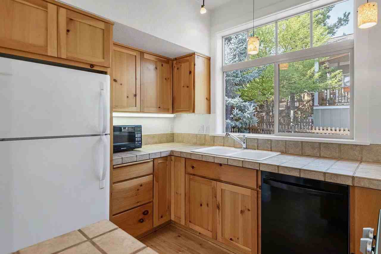 1940 1940 NE Monterey Pines - Photo 5 of 25
