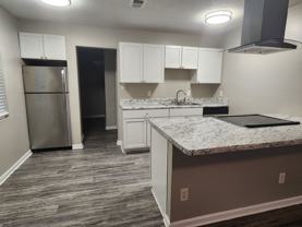 1325 Whitfield Park Dr - Photo 1 of 1