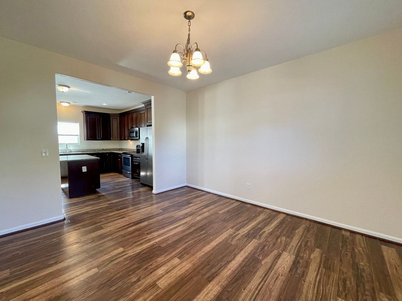 4843 Norvella Ave - Photo 4 of 26
