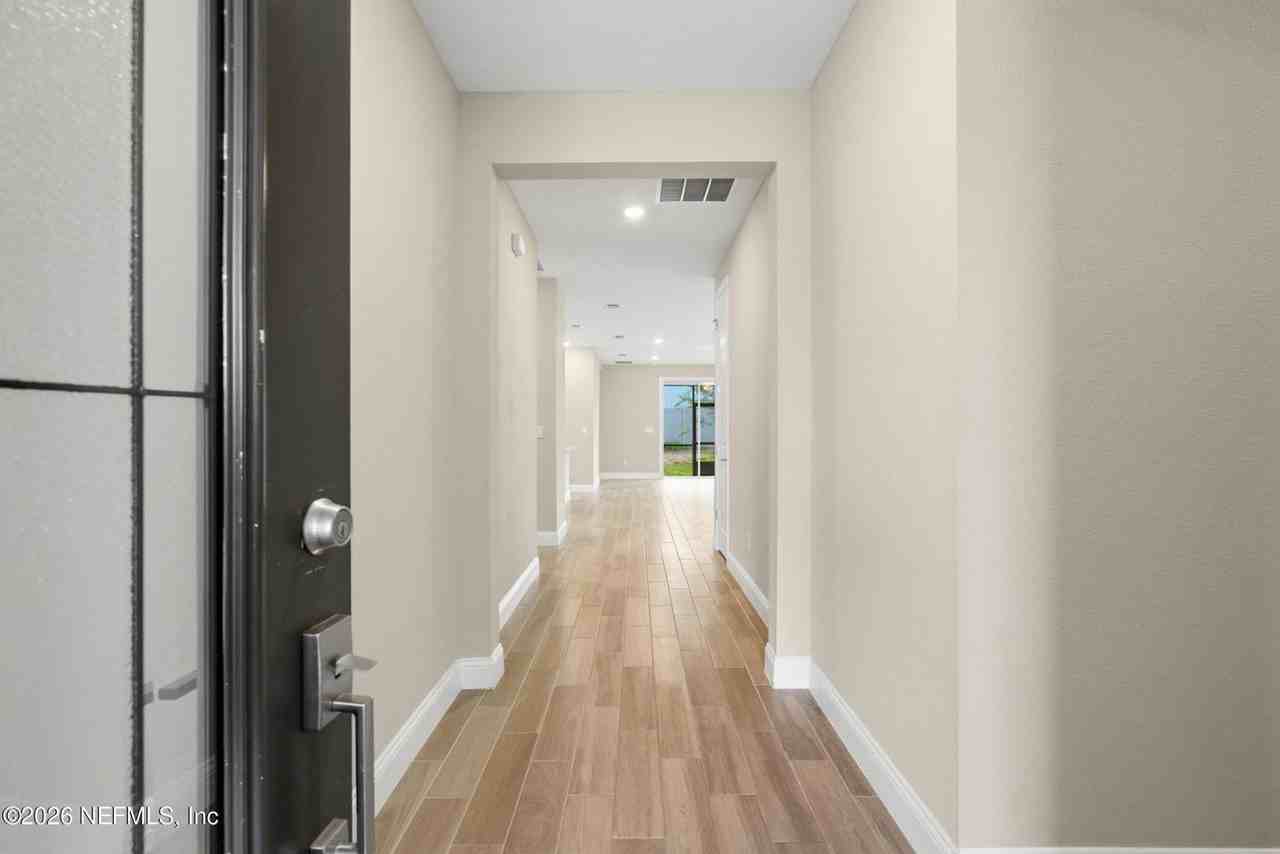 95 Sadler Ct - Photo 4 of 47