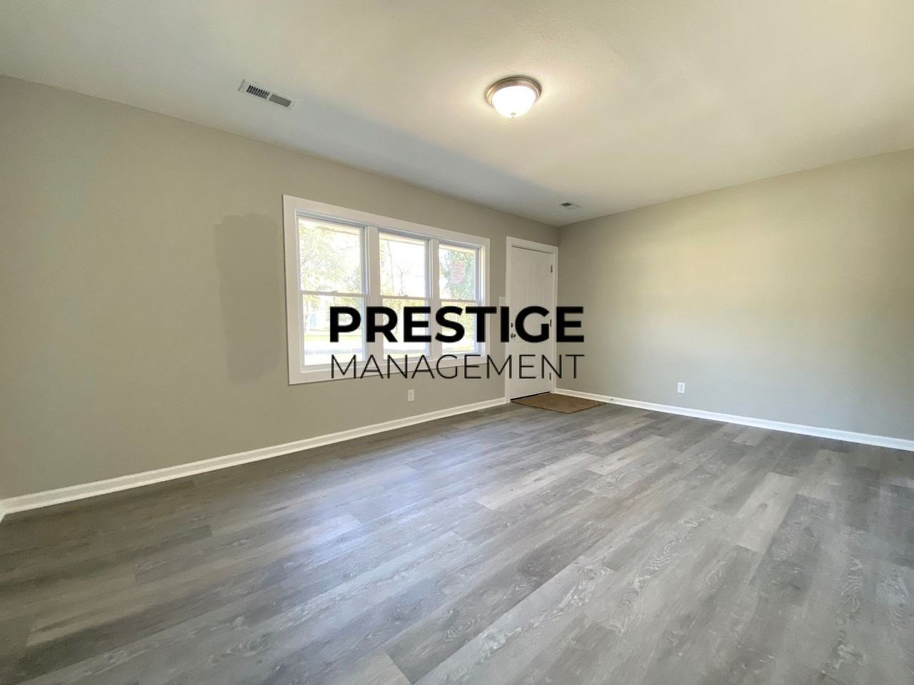 3929 E 13th Ave - Photo 3 of 12
