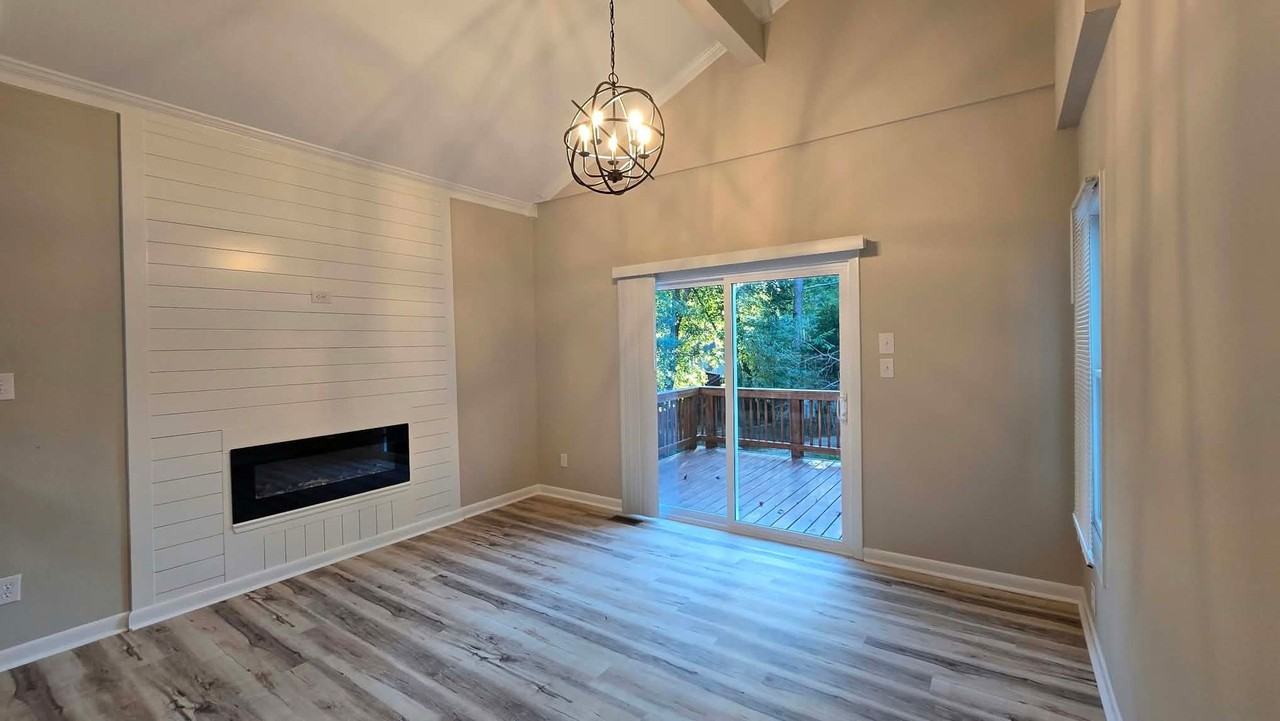 508 Singletary Pl - Photo 7 of 26