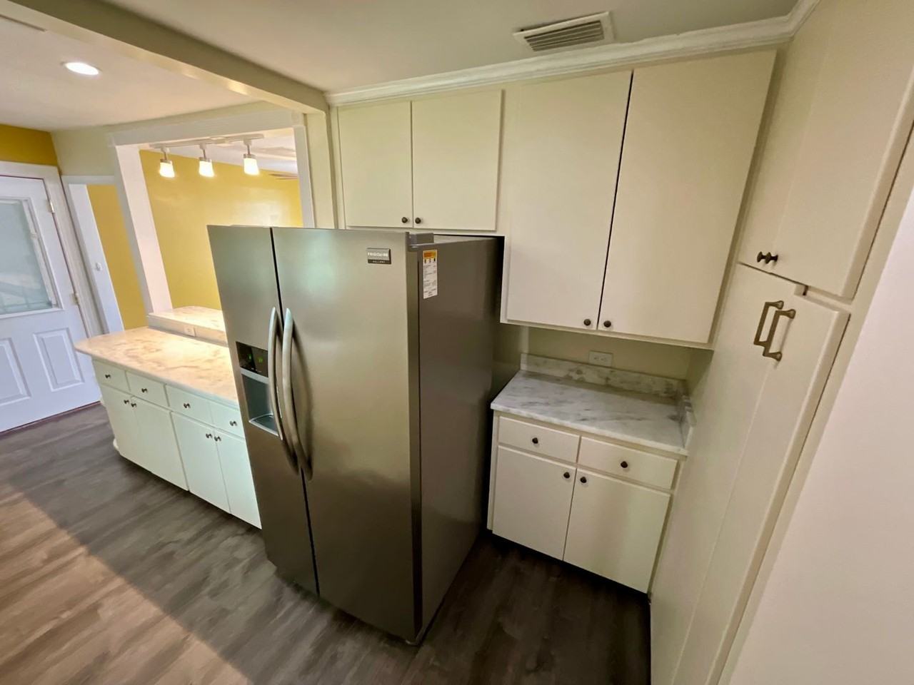 4274 Kelson Ave - Photo 7 of 16