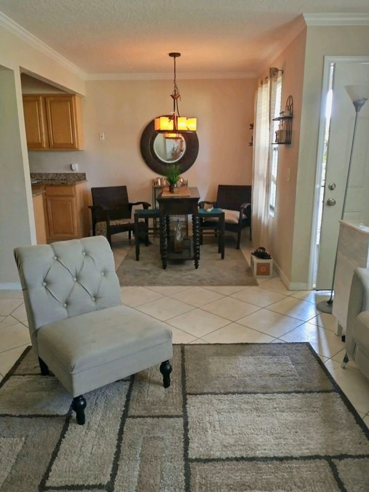14 Clipper Ct - Photo 2 of 7