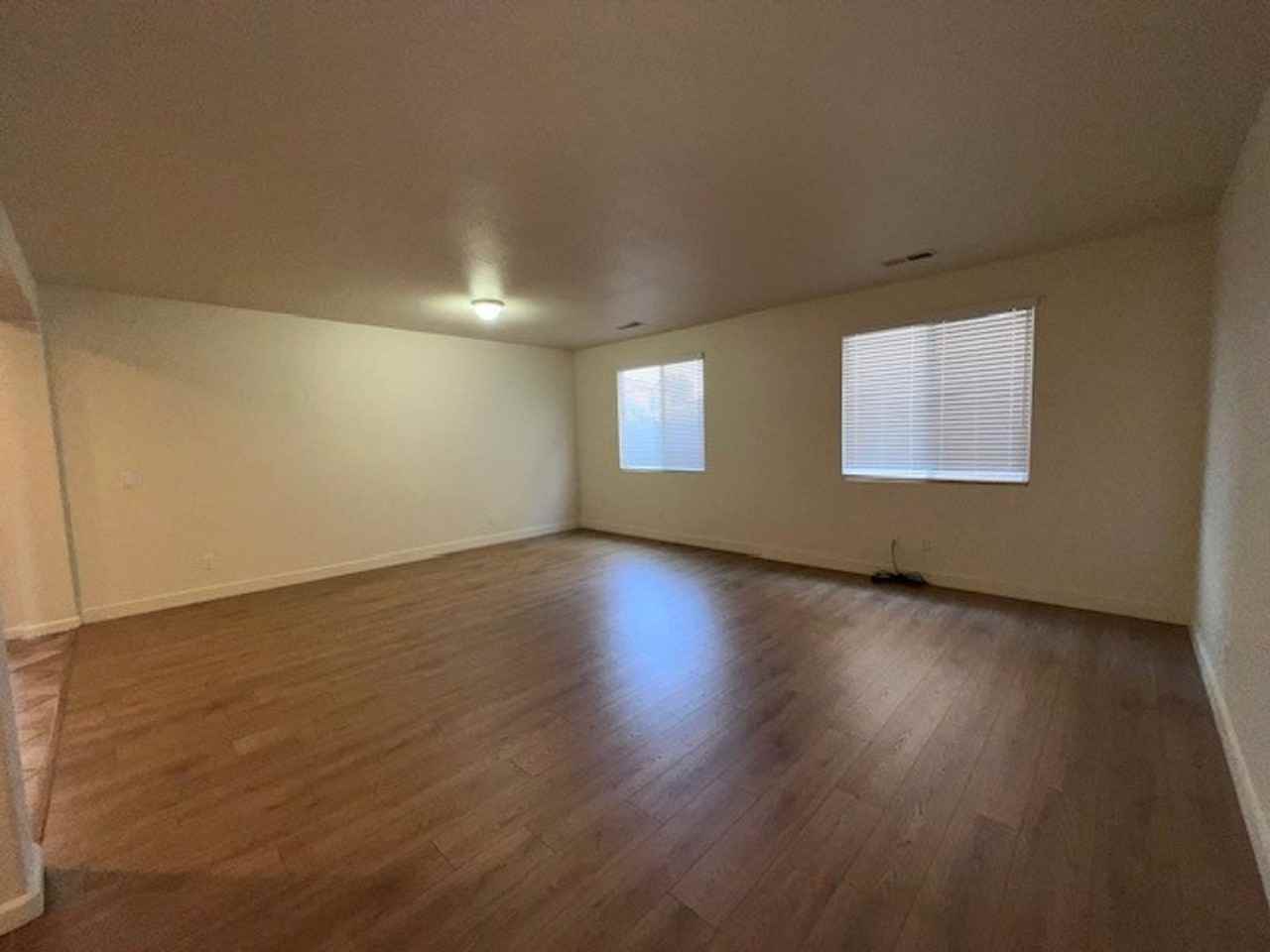 5313 White Lotus Way - Photo 3 of 19