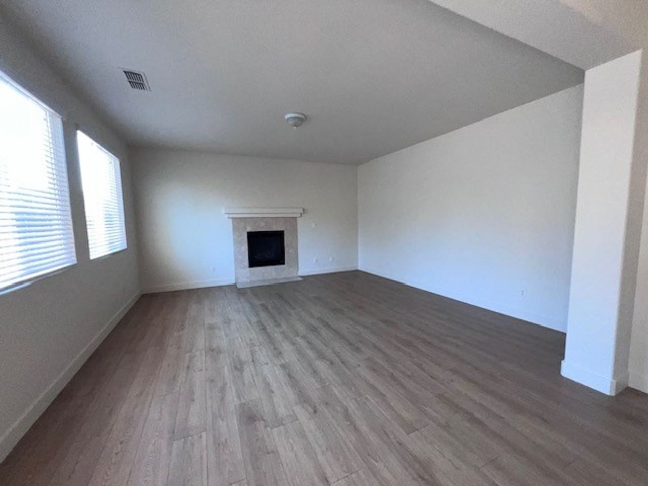 5313 White Lotus Way - Photo 4 of 19