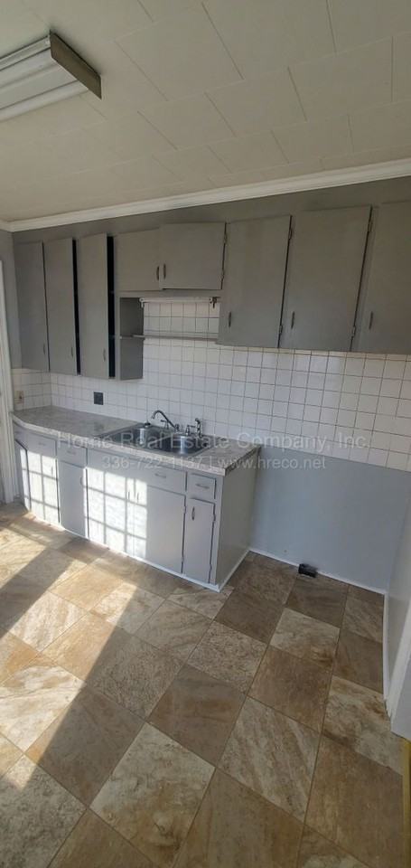 422 Spaugh St - Photo 3 of 9