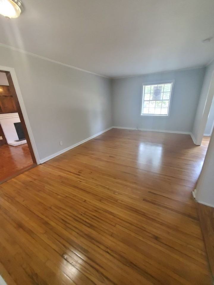 538 Walter Ct - Photo 4 of 13