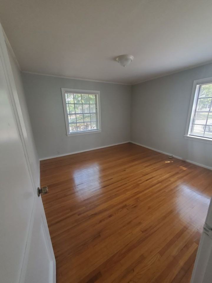 538 Walter Ct - Photo 6 of 13