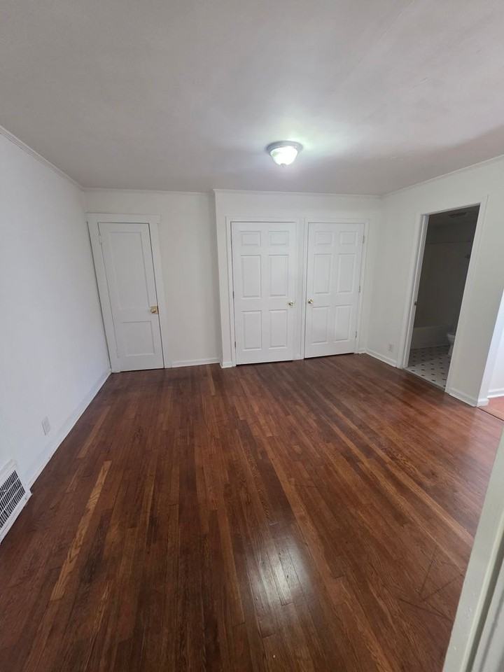 233 Methodist Dr - Photo 6 of 18