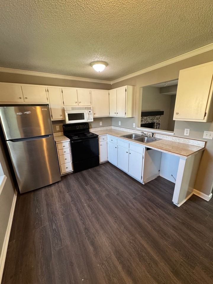726 Aurora Knoll Ln - Photo 3 of 8