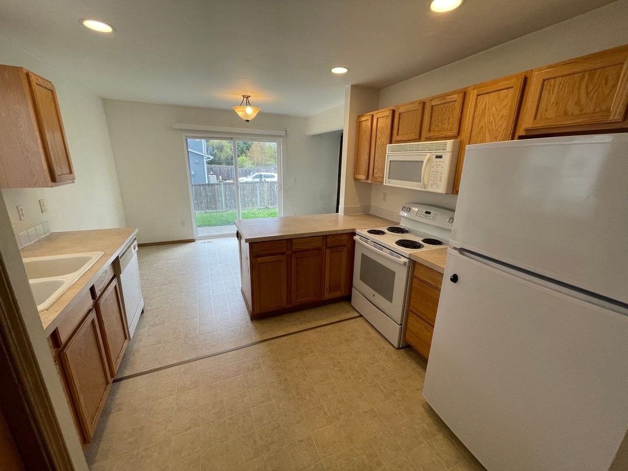 13309 88th Avenue Ct E - Photo 7 of 18