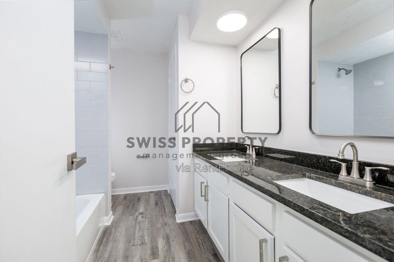 4577 Olentangy River Rd #G4 - Photo 4 of 50