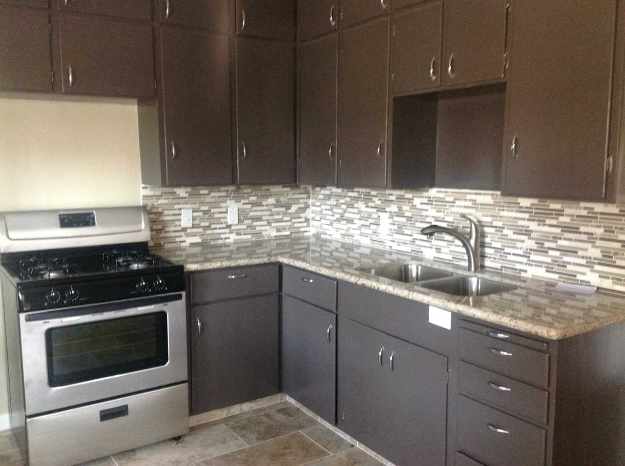 328 Covena Ave - Photo 3 of 6