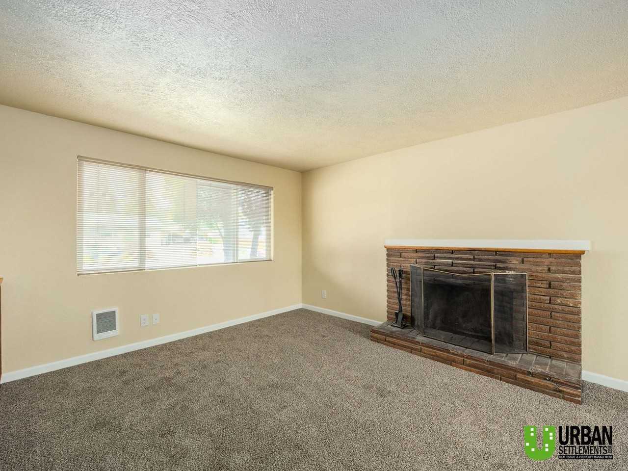 1507 2nd St - Photo 2 of 18